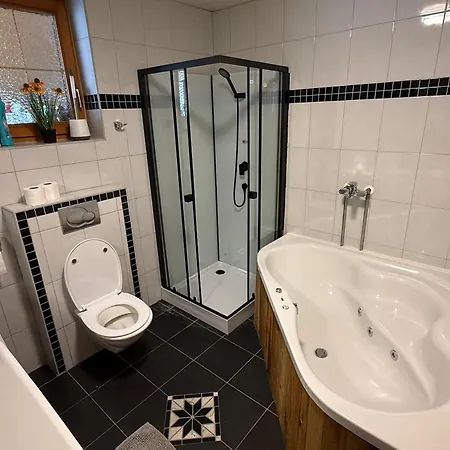 Haus Auner 1 Apartment *